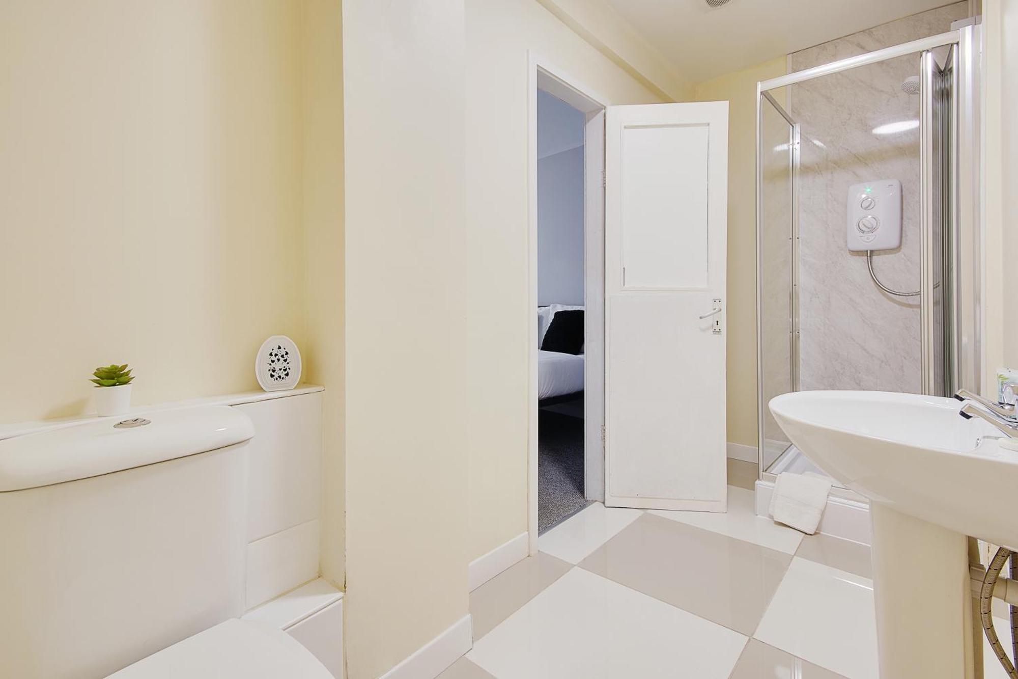Serenity Hotel Bournemouth Buitenkant foto